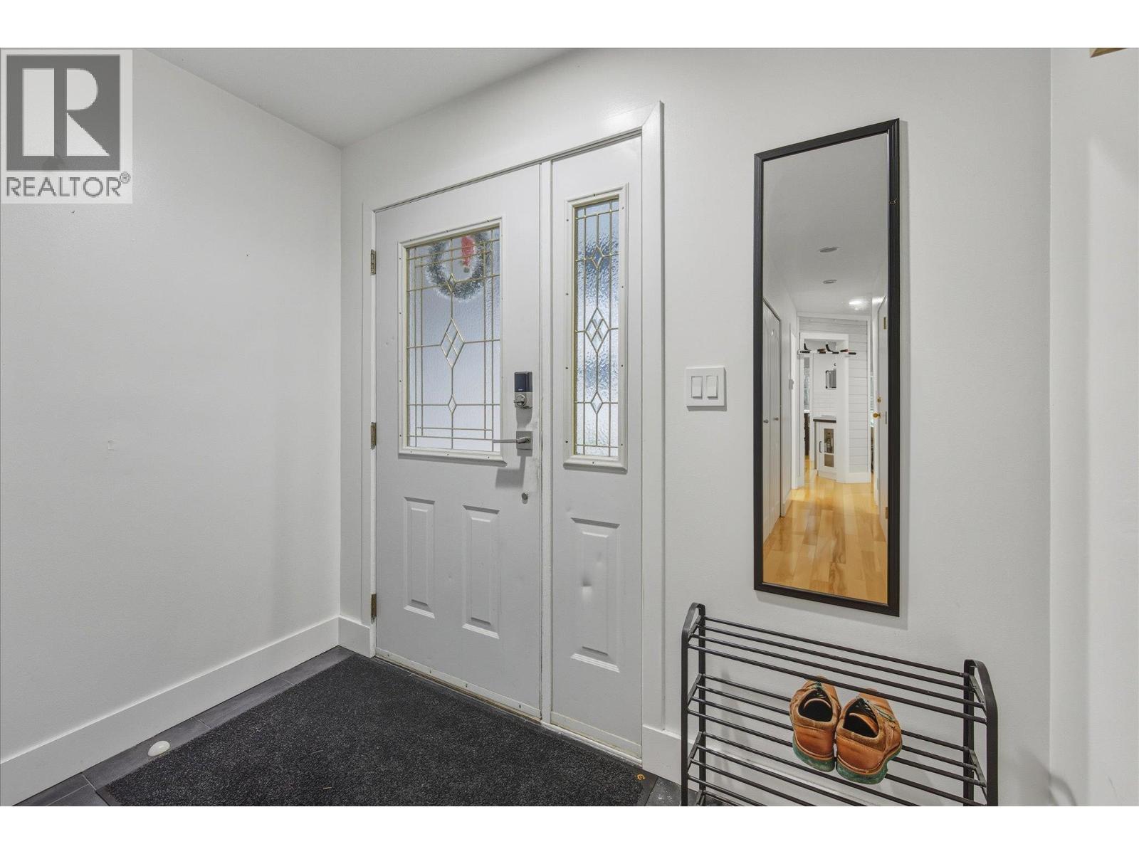 2 38247 Westway Avenue, Squamish, British Columbia  V8B 0L6 - Photo 25 - R3079138