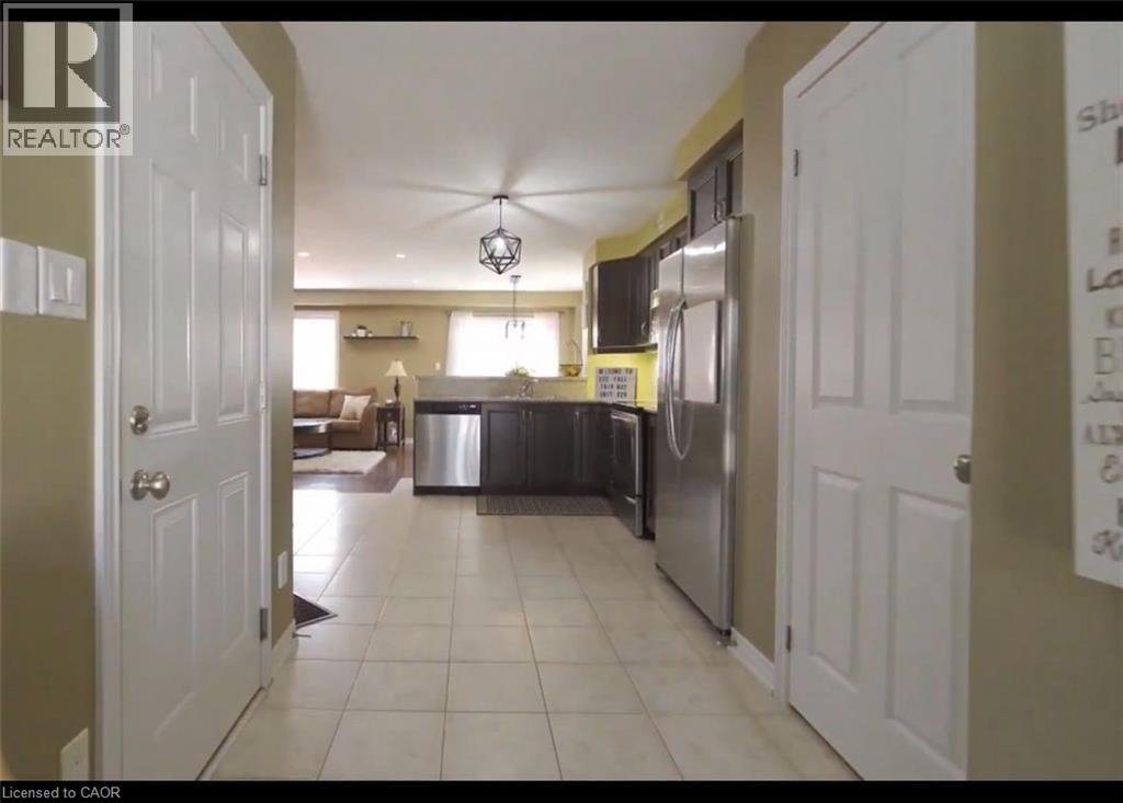 222 Fall Fair Way Unit# 29, Binbrook, Ontario  L0R 1C0 - Photo 2 - 40801211