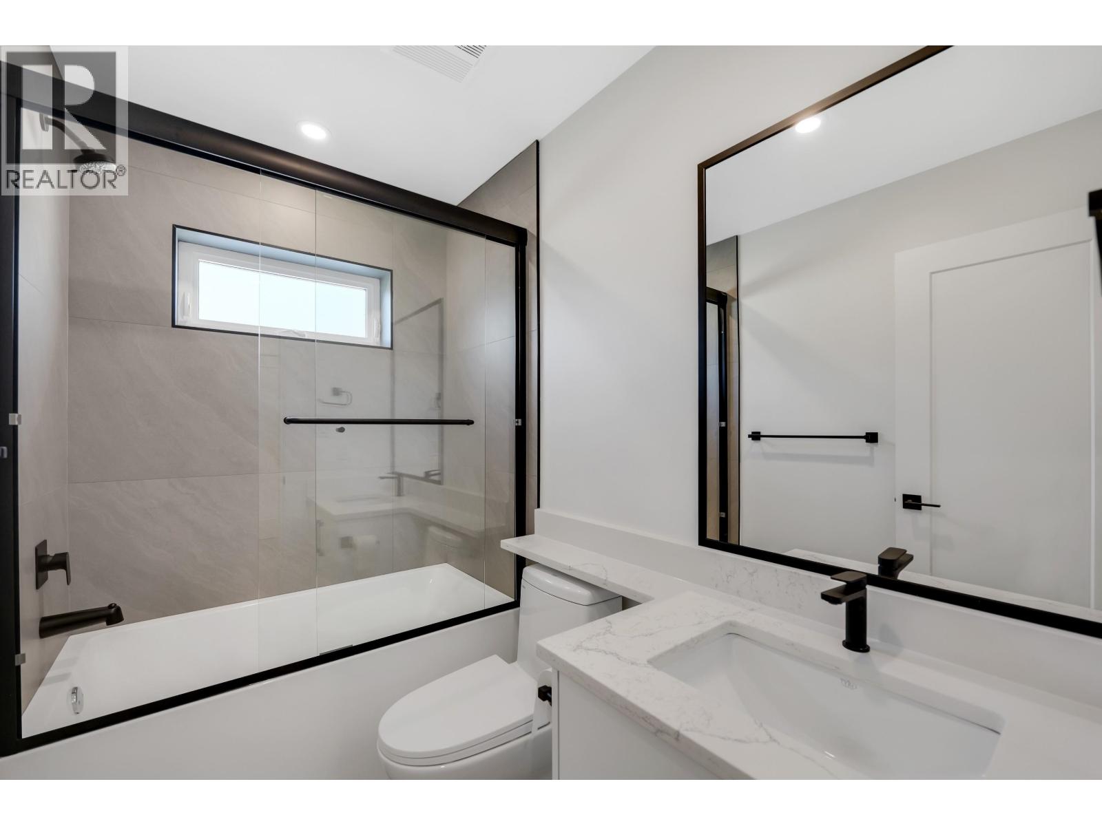 1002 Phare Crescent, Pemberton, British Columbia  V0N 0A7 - Photo 17 - R3083713