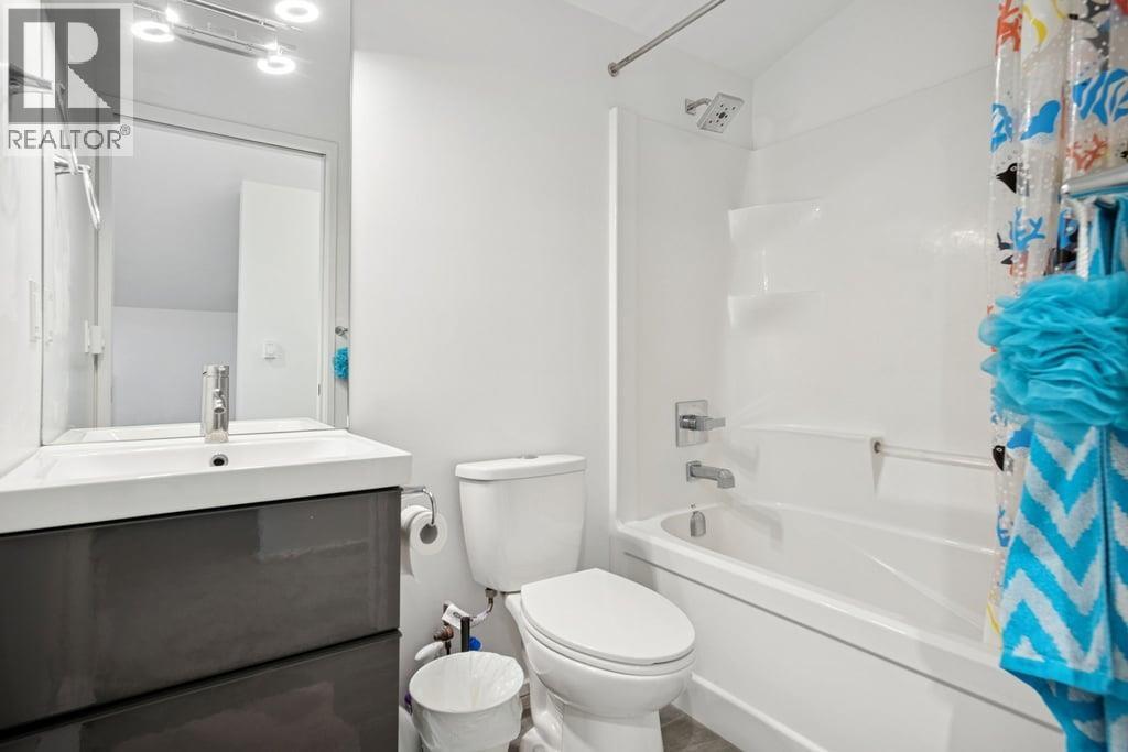 2732 Turner Str Turner Street, Vancouver, British Columbia  V5K 2G4 - Photo 15 - R3083690