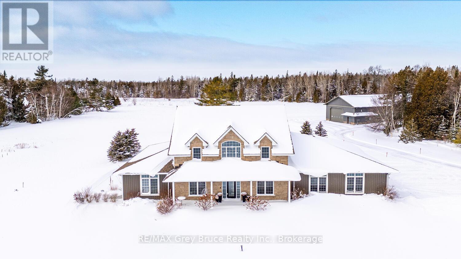 33 DUNKS BAY ROAD, Northern Bruce Peninsula, Ontario