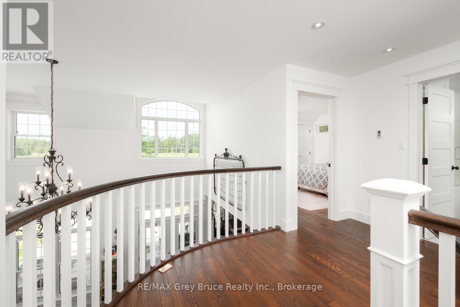 33 Dunks Bay Road, Northern Bruce Peninsula, Ontario  N0H 2R0 - Photo 28 - X12334736