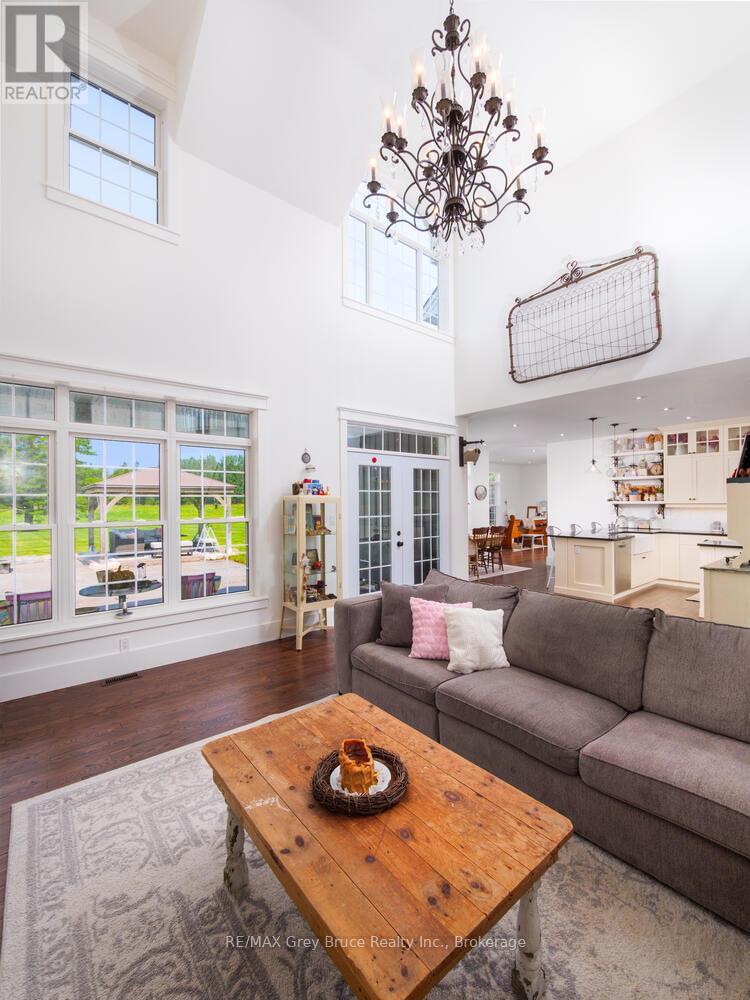 33 Dunks Bay Road, Northern Bruce Peninsula, Ontario  N0H 2R0 - Photo 16 - X12334736