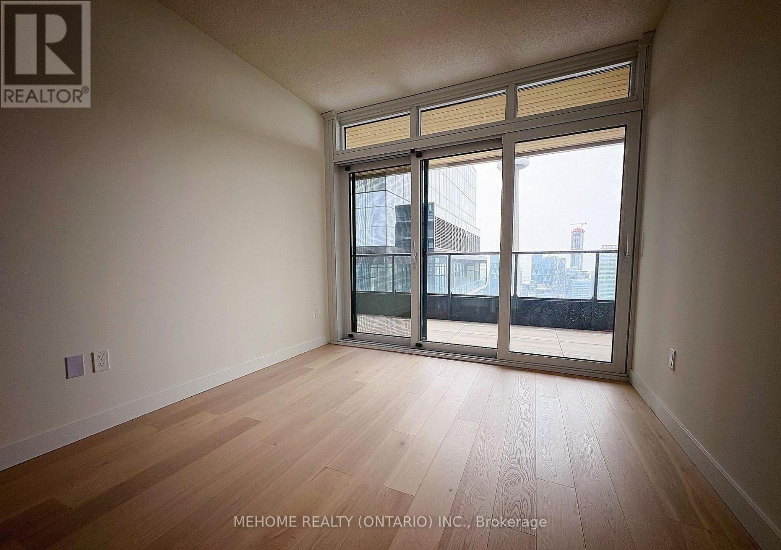 6705 - 3 Concord Cityplace Way, Toronto, Ontario  M5V 0X4 - Photo 5 - C12720944