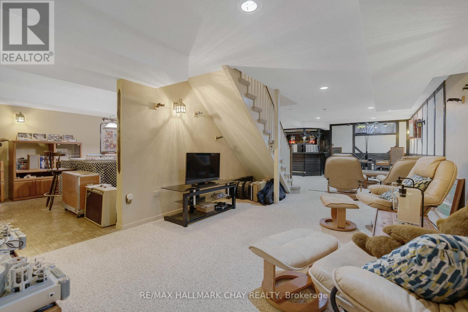 11 Park Trail, Springwater, Ontario  L9X 0L3 - Photo 31 - S12732922