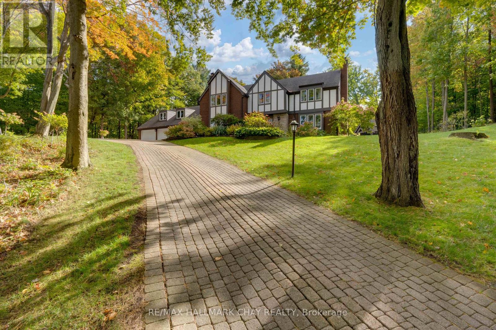 11 Park Trail, Springwater, Ontario  L9X 0L3 - Photo 43 - S12732922