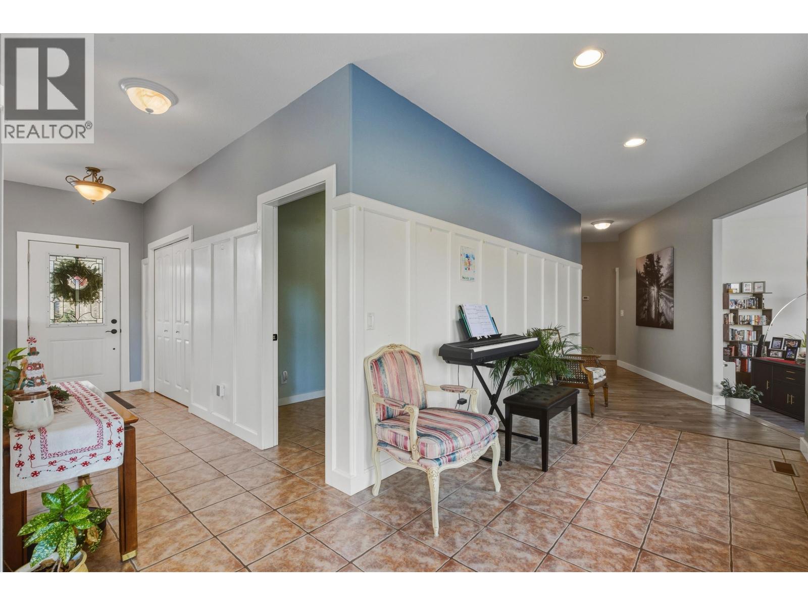 2129 South Lakeside Drive, Williams Lake, British Columbia  V2G 5G2 - Photo 12 - R3083777