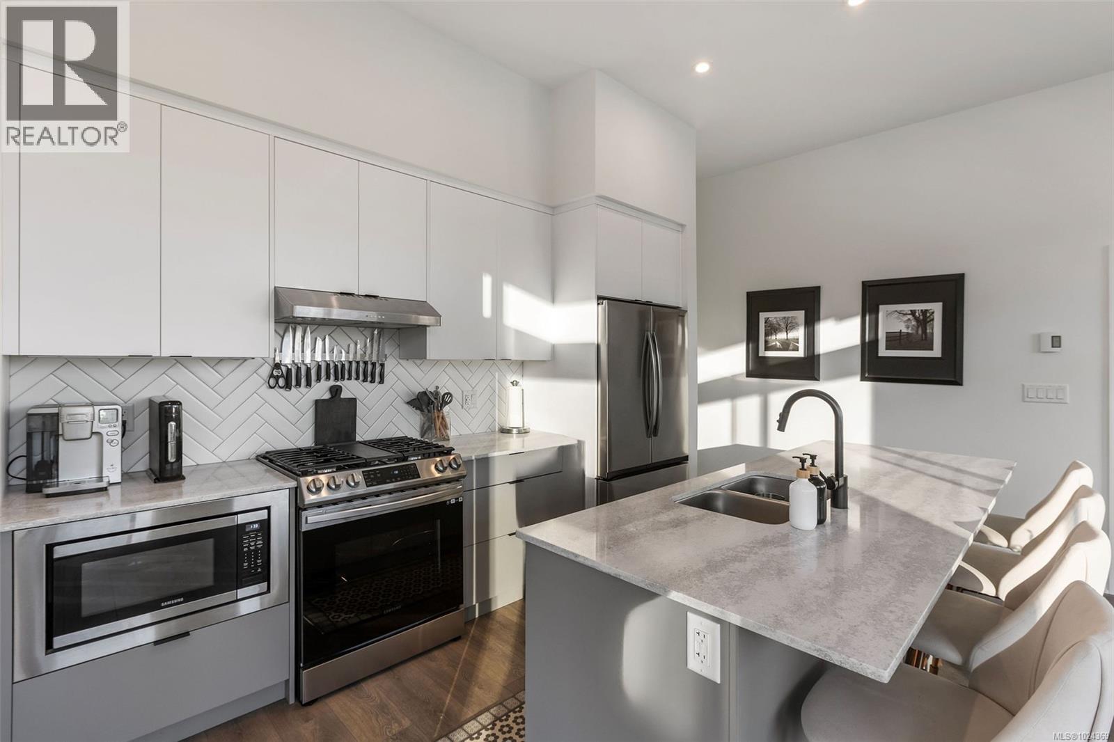 102 1110 Samar Cres, Langford, British Columbia V9B 7B2 - Photo 4 - 1024369