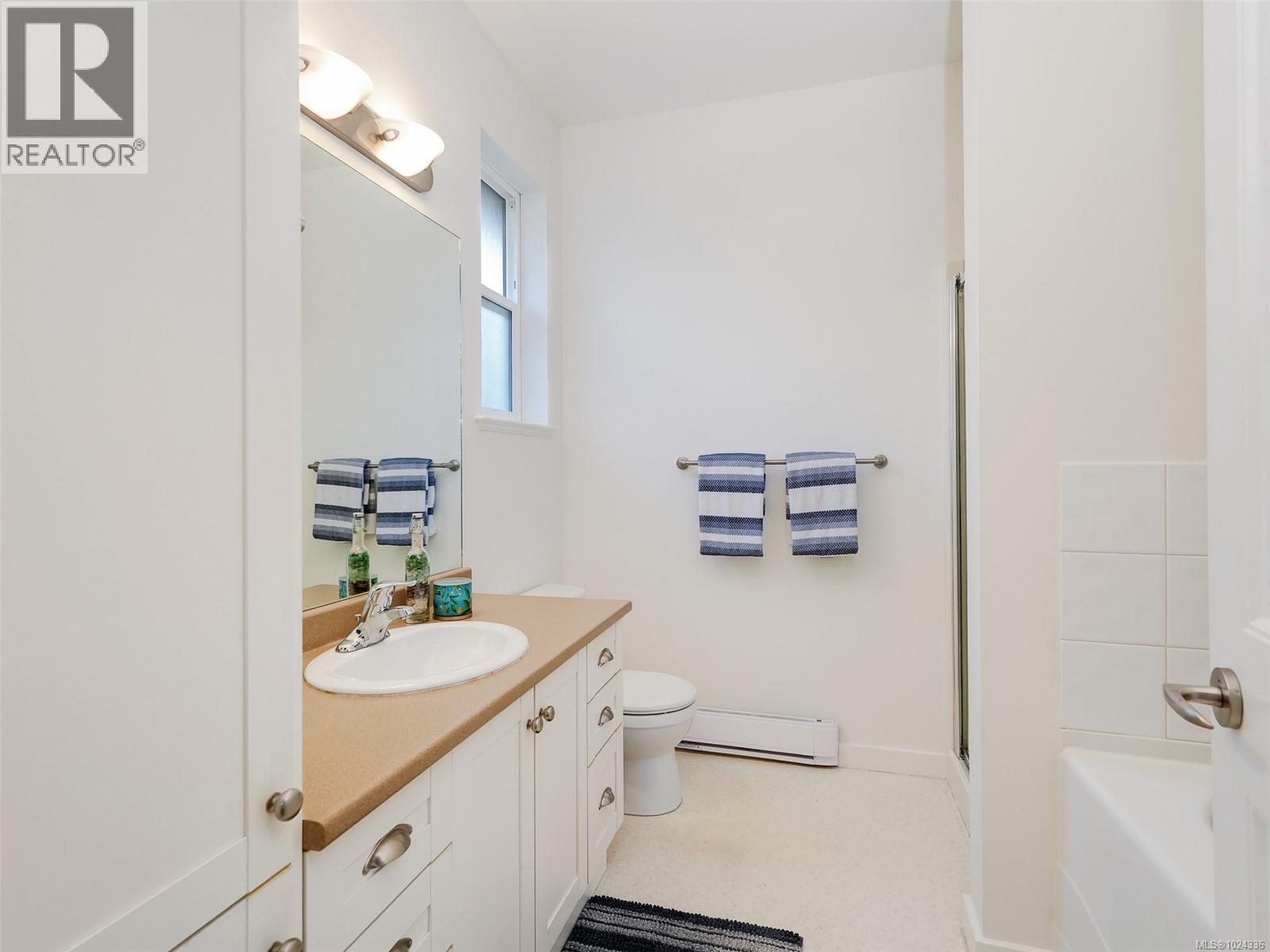 3705 Wild Berry Bend, Langford, British Columbia  V9C 4M7 - Photo 13 - 1024336