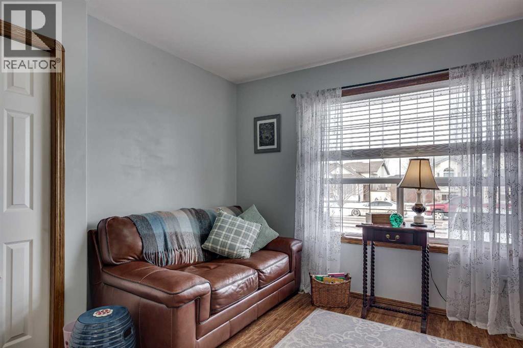 5609 Park Street, Blackfalds, Alberta  T4M 0E8 - Photo 17 - A2281101