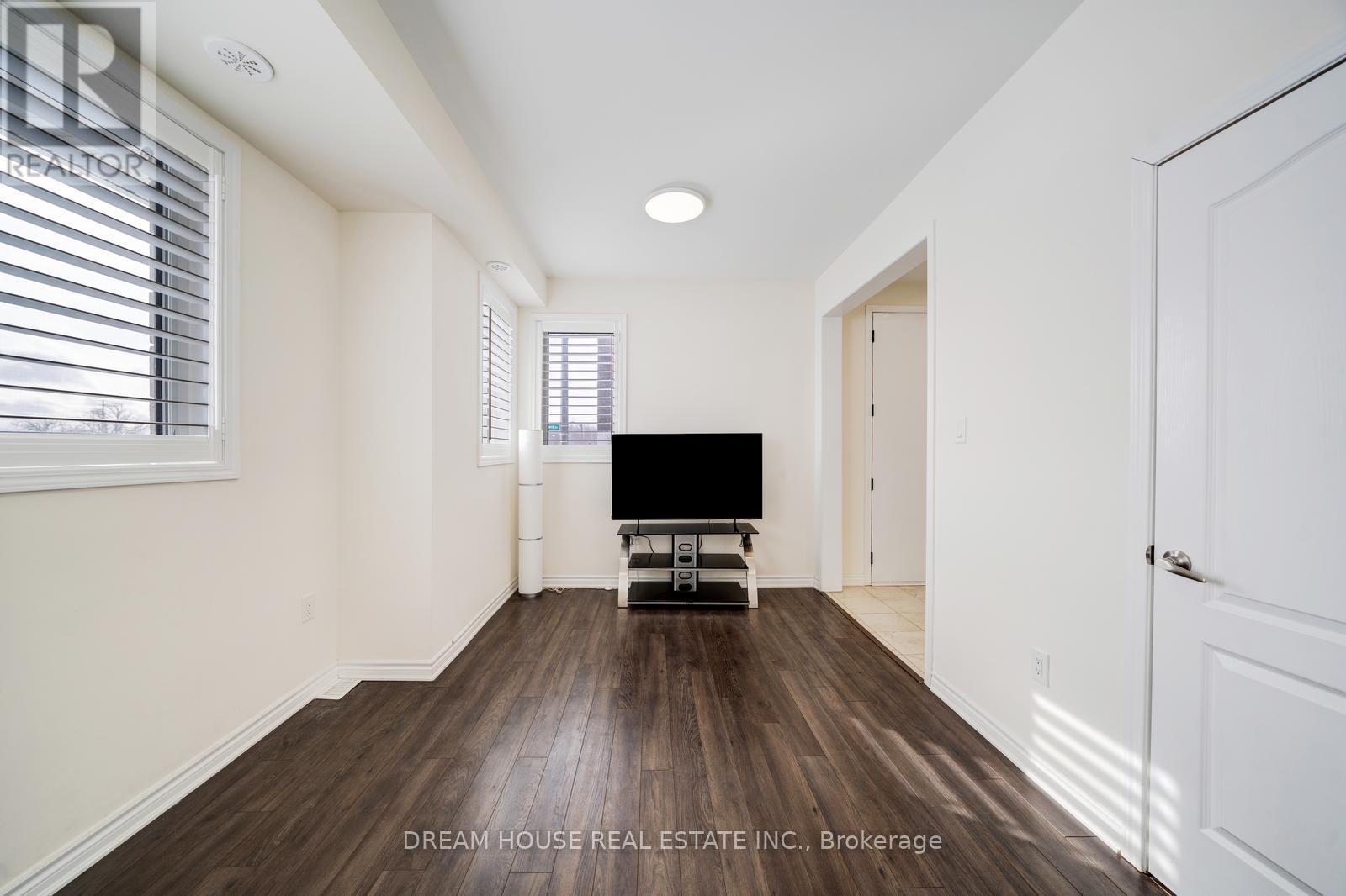 41 - 350 Arthur Bonner Avenue, Markham, Ontario  L6B 1N2 - Photo 7 - N12733358