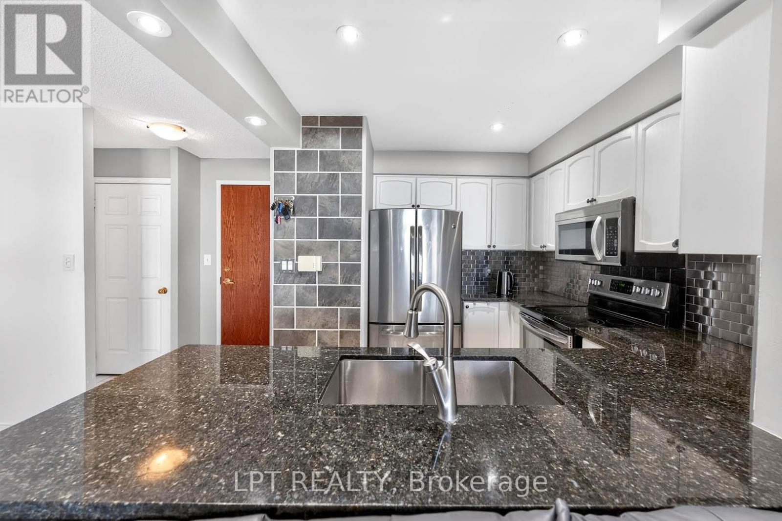 Ph06 - 51 Baffin Court, Richmond Hill, Ontario  L4B 4P6 - Photo 27 - N12733384