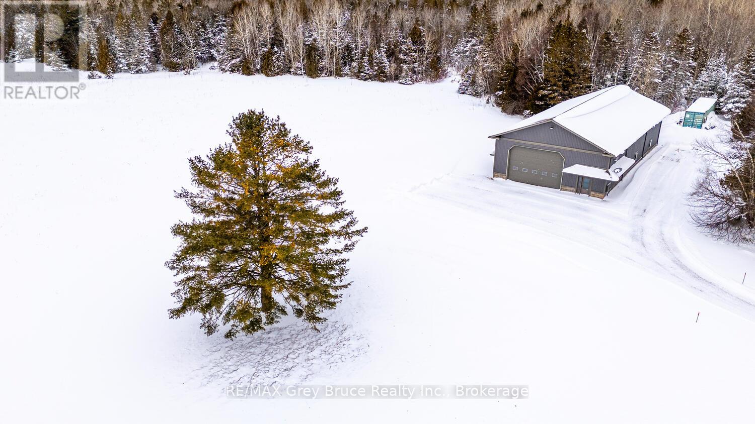 33 Dunks Bay Road, Northern Bruce Peninsula, Ontario  N0H 2R0 - Photo 40 - X12334736