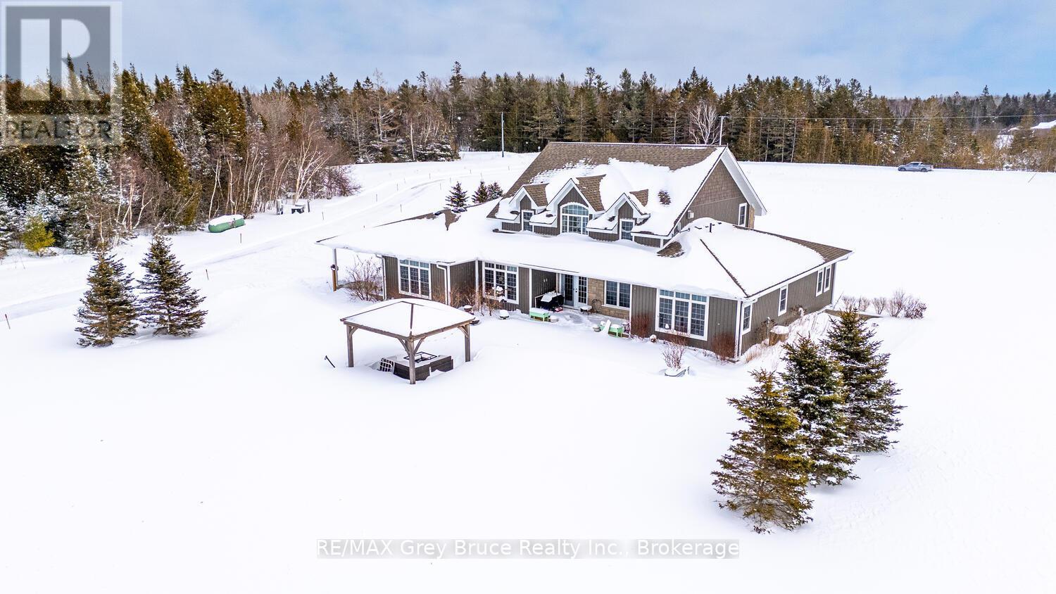 33 Dunks Bay Road, Northern Bruce Peninsula, Ontario  N0H 2R0 - Photo 46 - X12334736