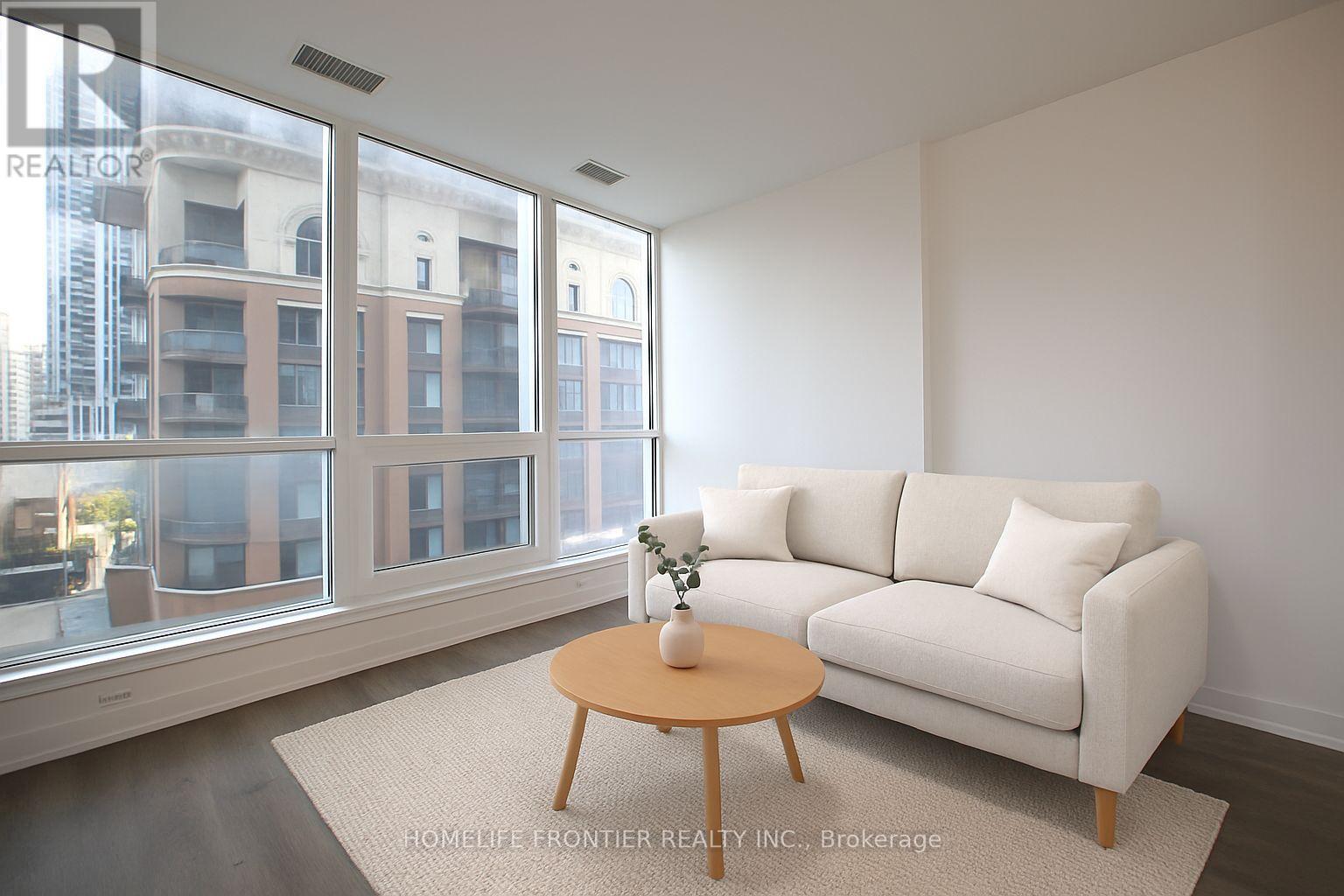 405 - 395 Square One Drive, Mississauga, Ontario  L5B 0P6 - Photo 6 - W12733350