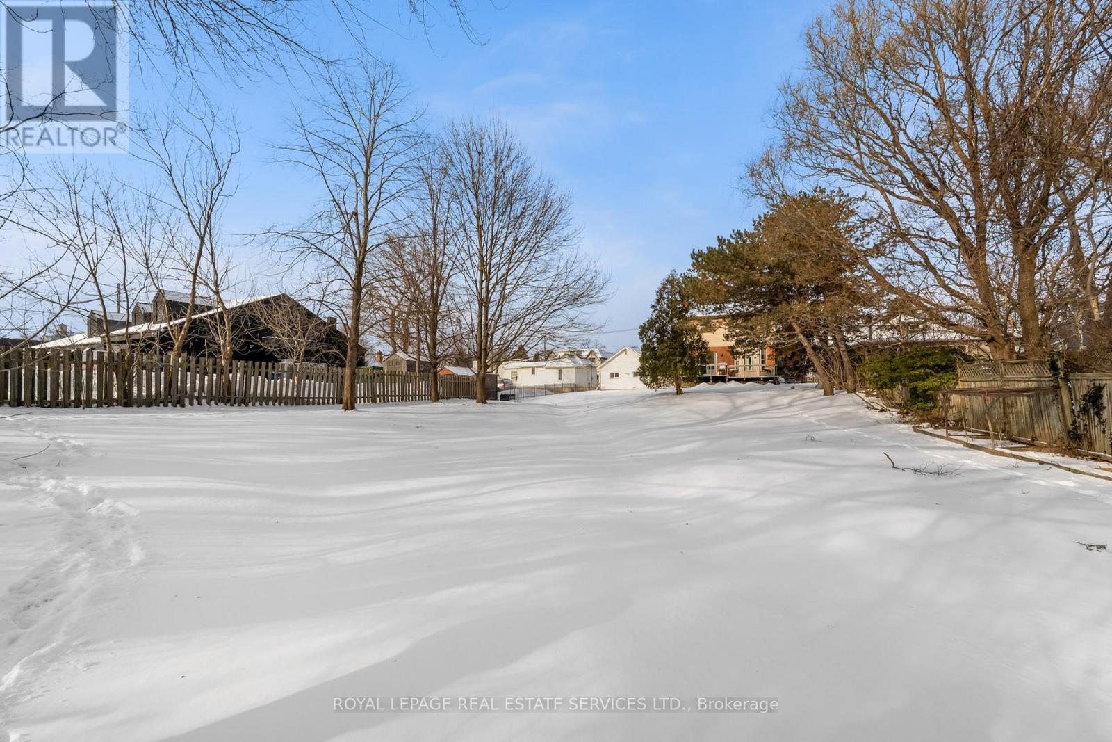 2386 Sovereign Street, Oakville, Ontario  L6L 1L8 - Photo 4 - W12733368