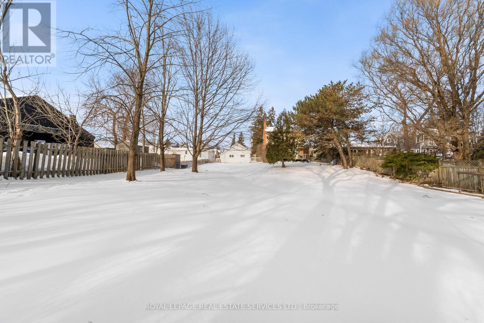 2386 Sovereign Street, Oakville, Ontario  L6L 1L8 - Photo 5 - W12733368