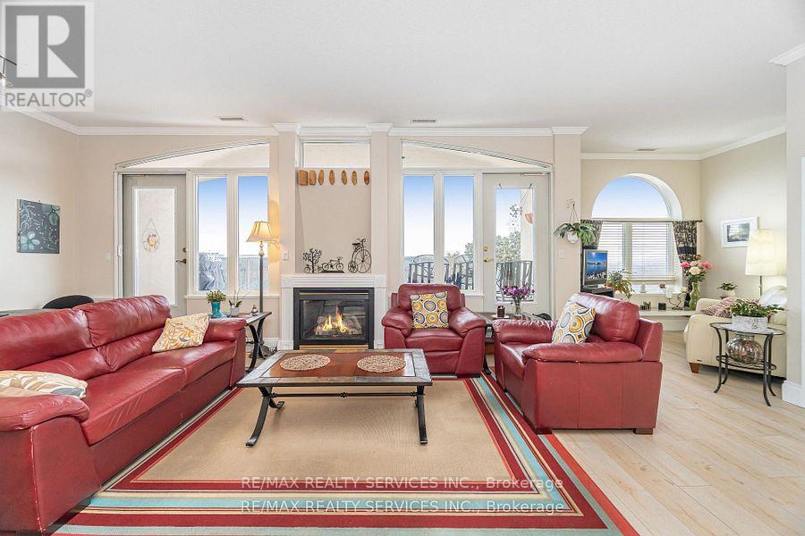 Ph03 - 7 Dayspring Circle, Brampton, Ontario L6P 1B8 - Photo 10 - W12733382