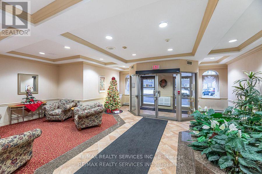 Ph03 - 7 Dayspring Circle, Brampton, Ontario L6P 1B8 - Photo 37 - W12733382