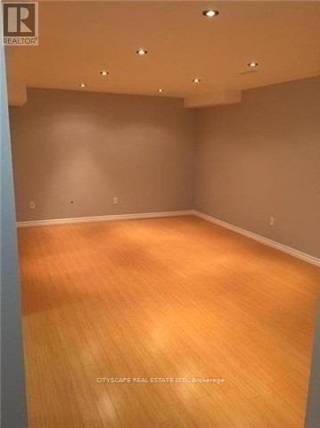 3045 Mission Hill Drive, Mississauga, Ontario  L5M 0B8 - Photo 9 - W12733402