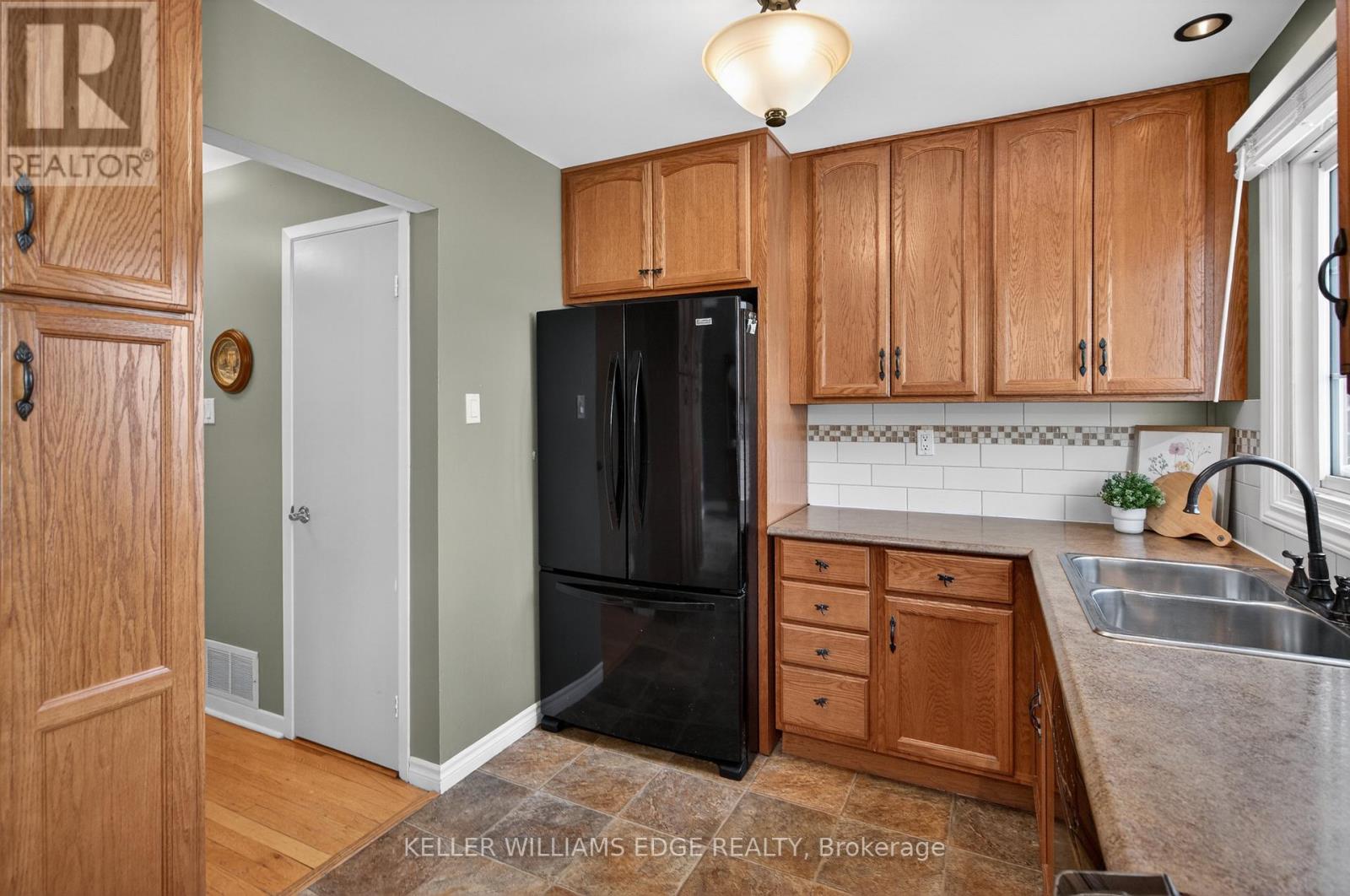 31 - 3049 Glencrest Road, Burlington, Ontario  L7N 3K1 - Photo 17 - W12733408