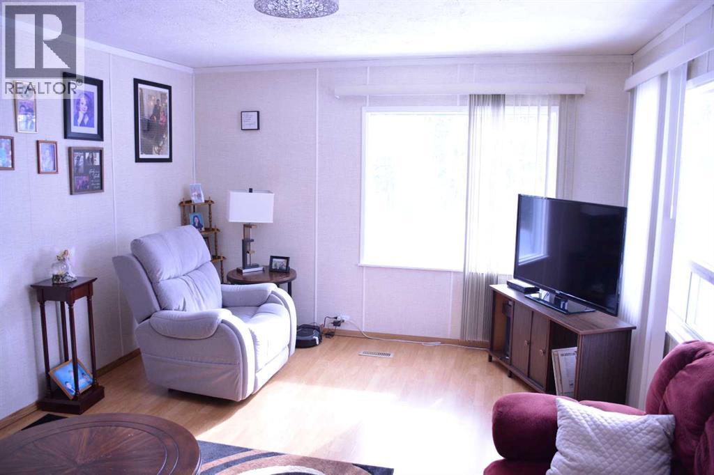 81573 Hwy 2, Rural Northern Sunrise County, Alberta  T0H 2R0 - Photo 16 - A2282054