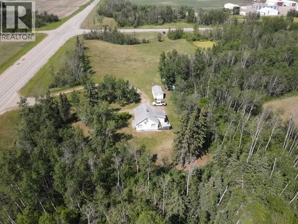 81573 Hwy 2, Rural Northern Sunrise County, Alberta  T0H 2R0 - Photo 5 - A2282054