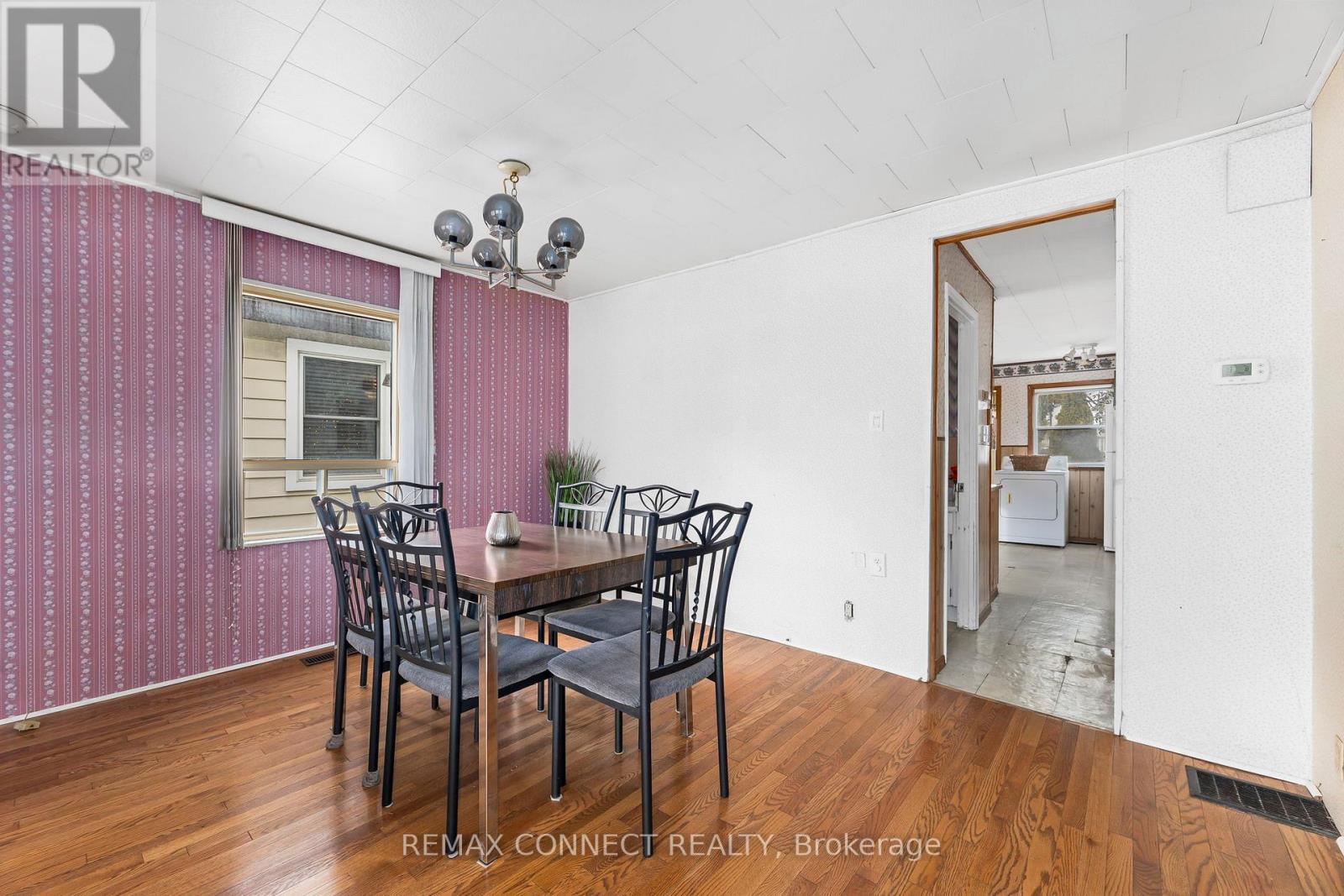 50 Cedar Street, Ajax, Ontario  L1S 1V3 - Photo 3 - E12701022