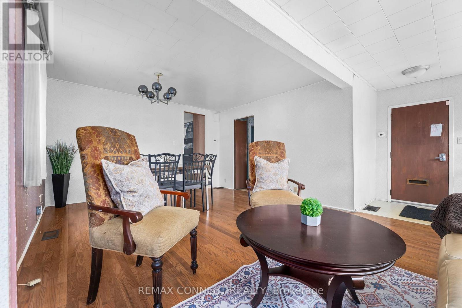 50 Cedar Street, Ajax, Ontario  L1S 1V3 - Photo 5 - E12701022