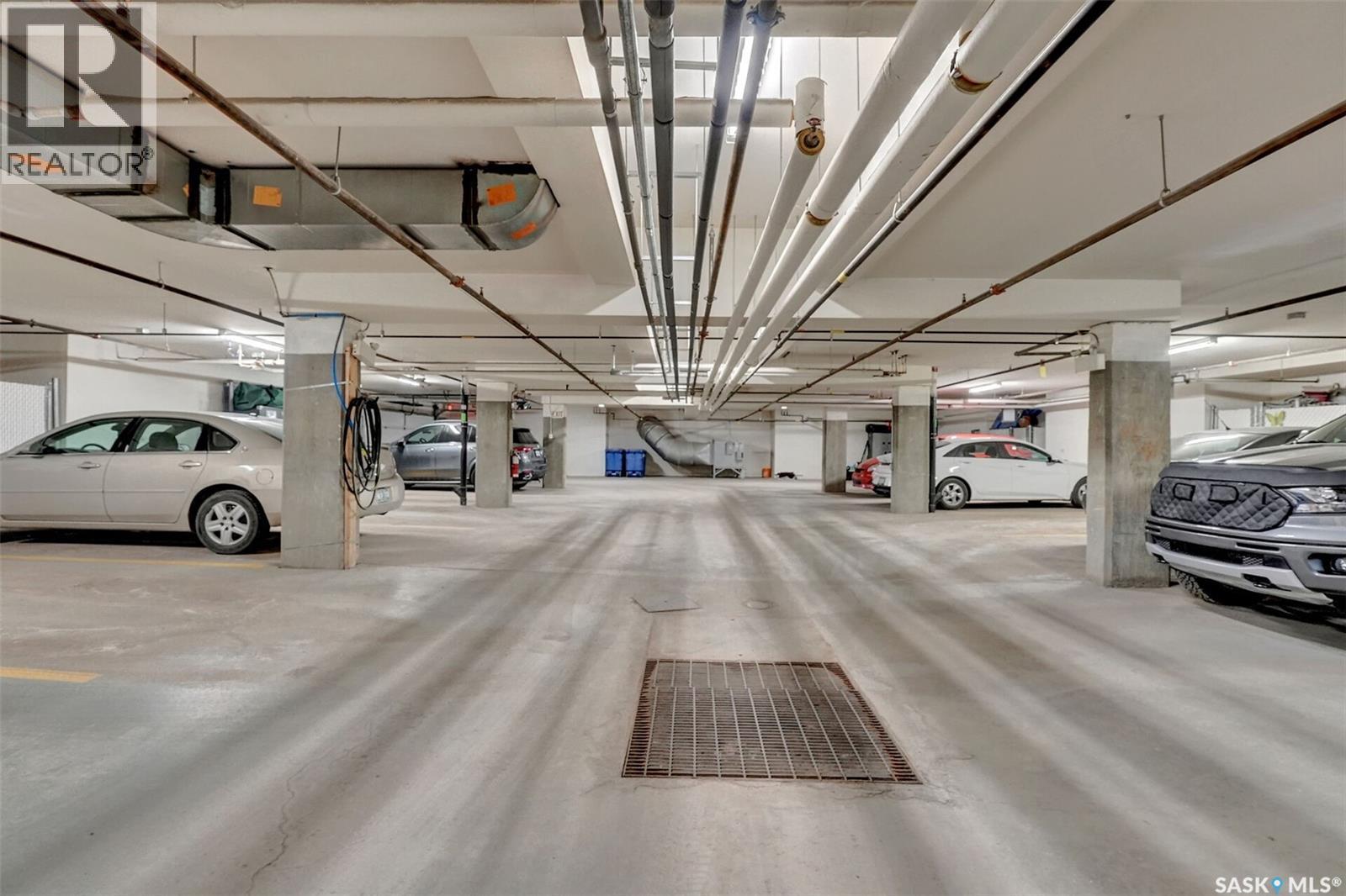 301 2160 Heseltine Road, Regina, Saskatchewan  S4V 1L2 - Photo 28 - SK027492