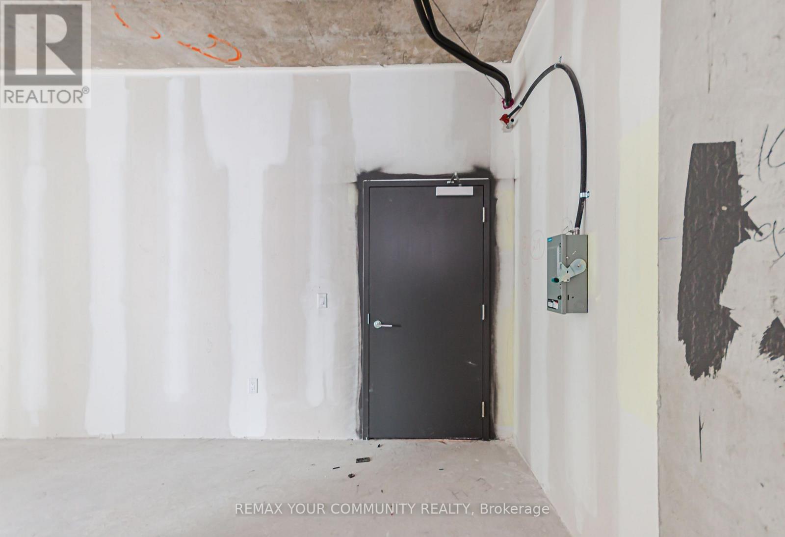 219 - 600 Dixon Road, Toronto, Ontario  M9W 1J1 - Photo 8 - W12732170