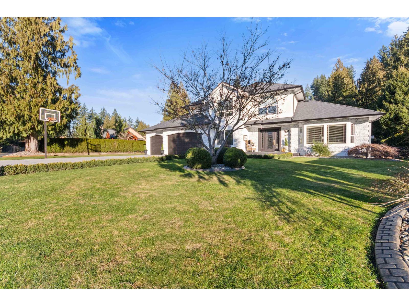 45615 Rachael Place, Cultus Lake East, Cultus Lake, British Columbia  V2R 5R3 - Photo 2 - R3083679