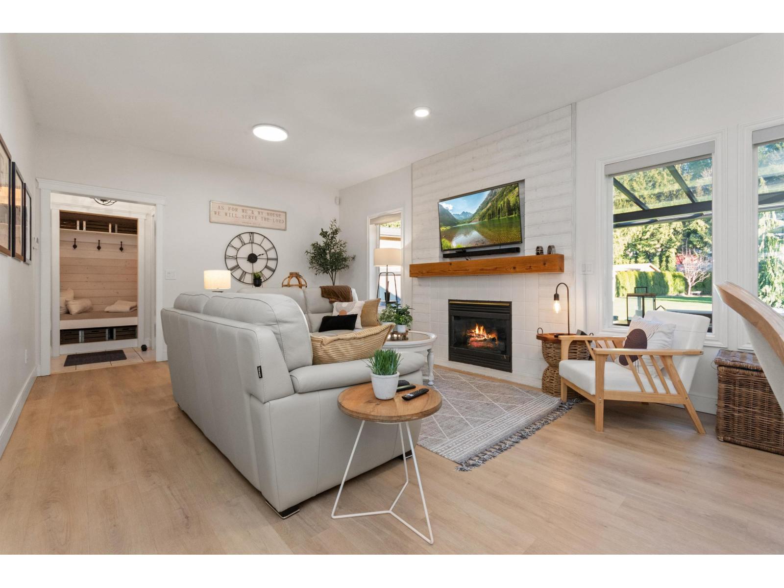 45615 Rachael Place, Cultus Lake East, Cultus Lake, British Columbia  V2R 5R3 - Photo 20 - R3083679