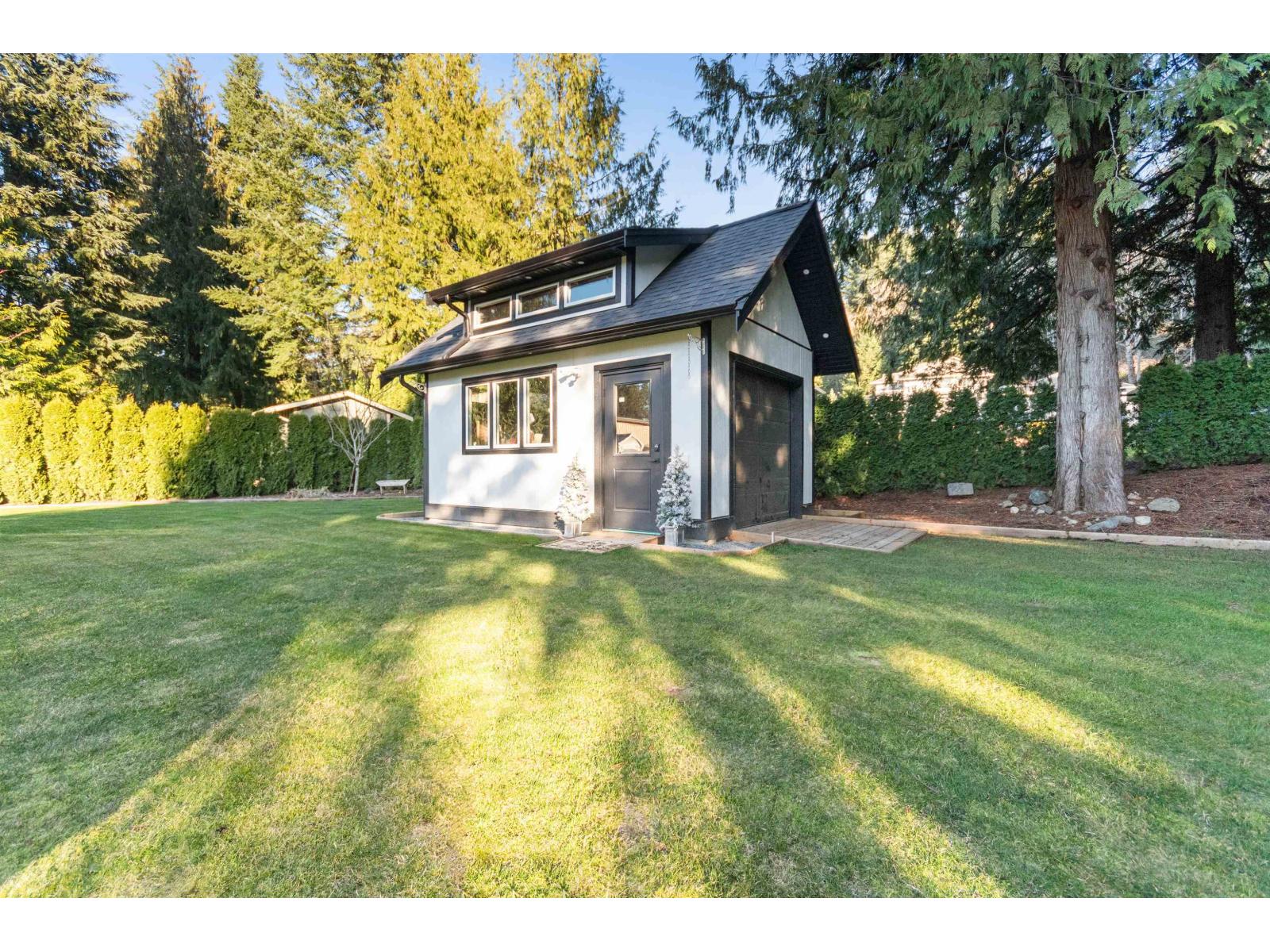 45615 Rachael Place, Cultus Lake East, Cultus Lake, British Columbia  V2R 5R3 - Photo 34 - R3083679