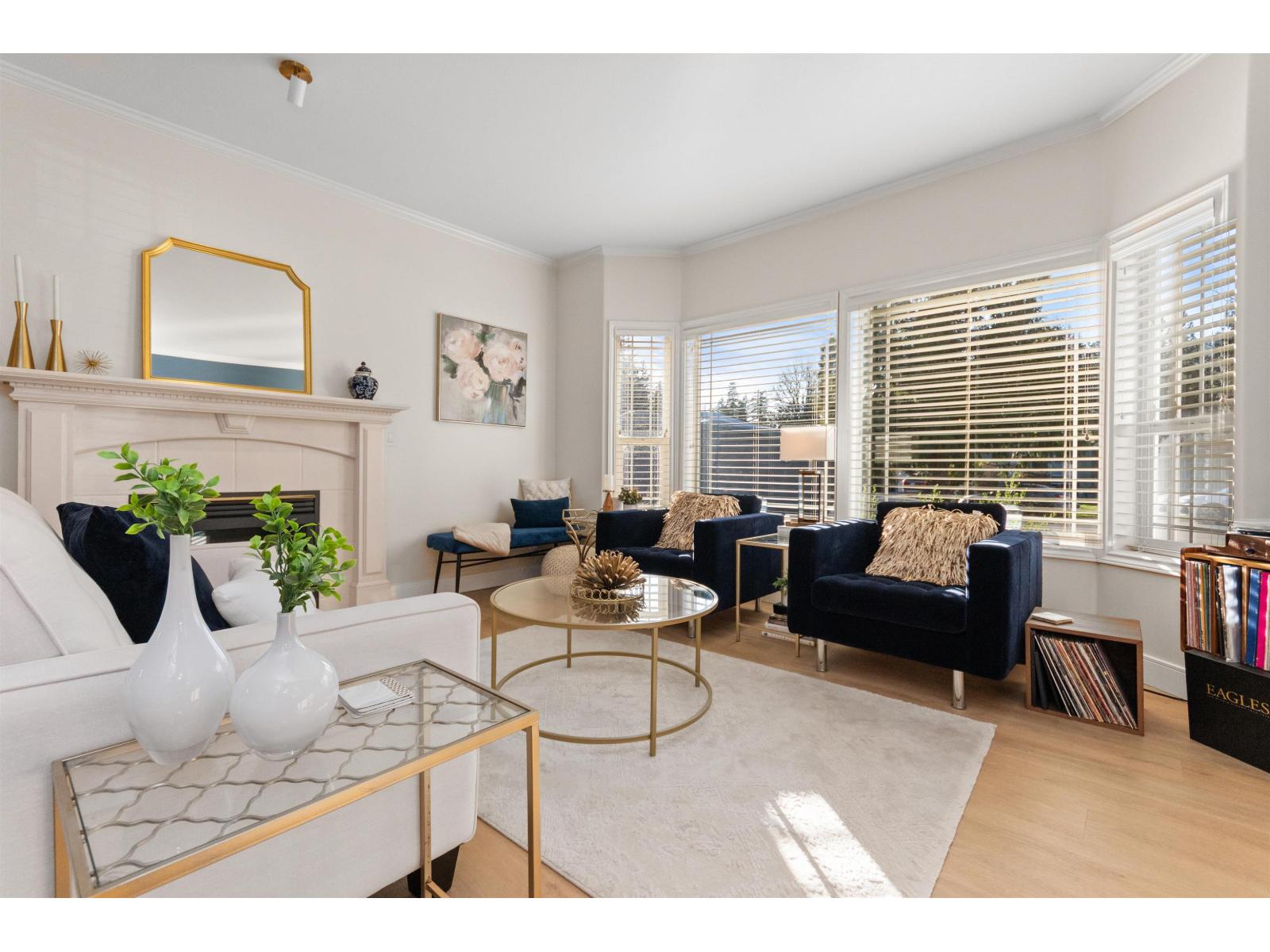 45615 Rachael Place, Cultus Lake East, Cultus Lake, British Columbia  V2R 5R3 - Photo 5 - R3083679