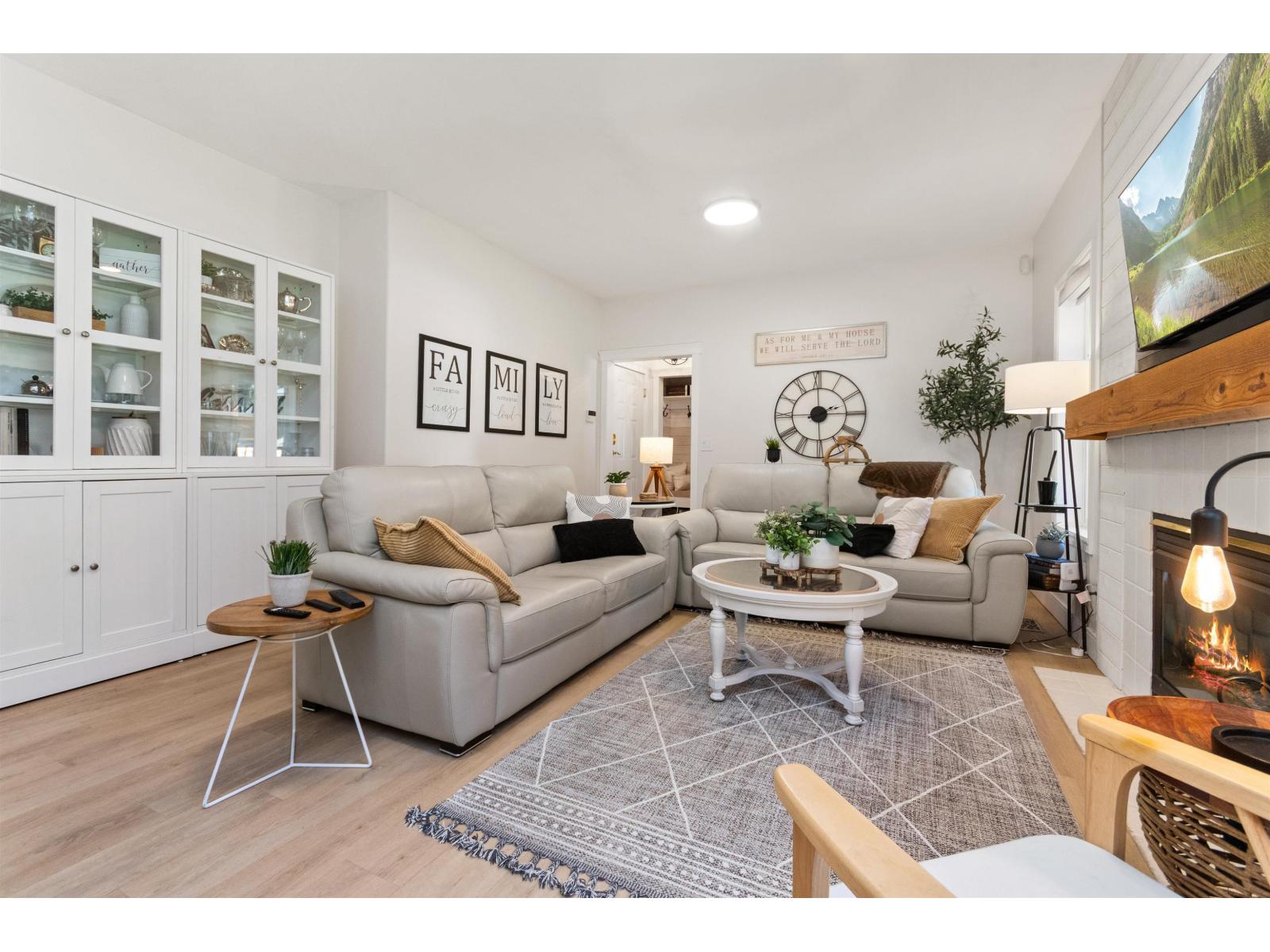 45615 Rachael Place, Cultus Lake East, Cultus Lake, British Columbia  V2R 5R3 - Photo 19 - R3083679