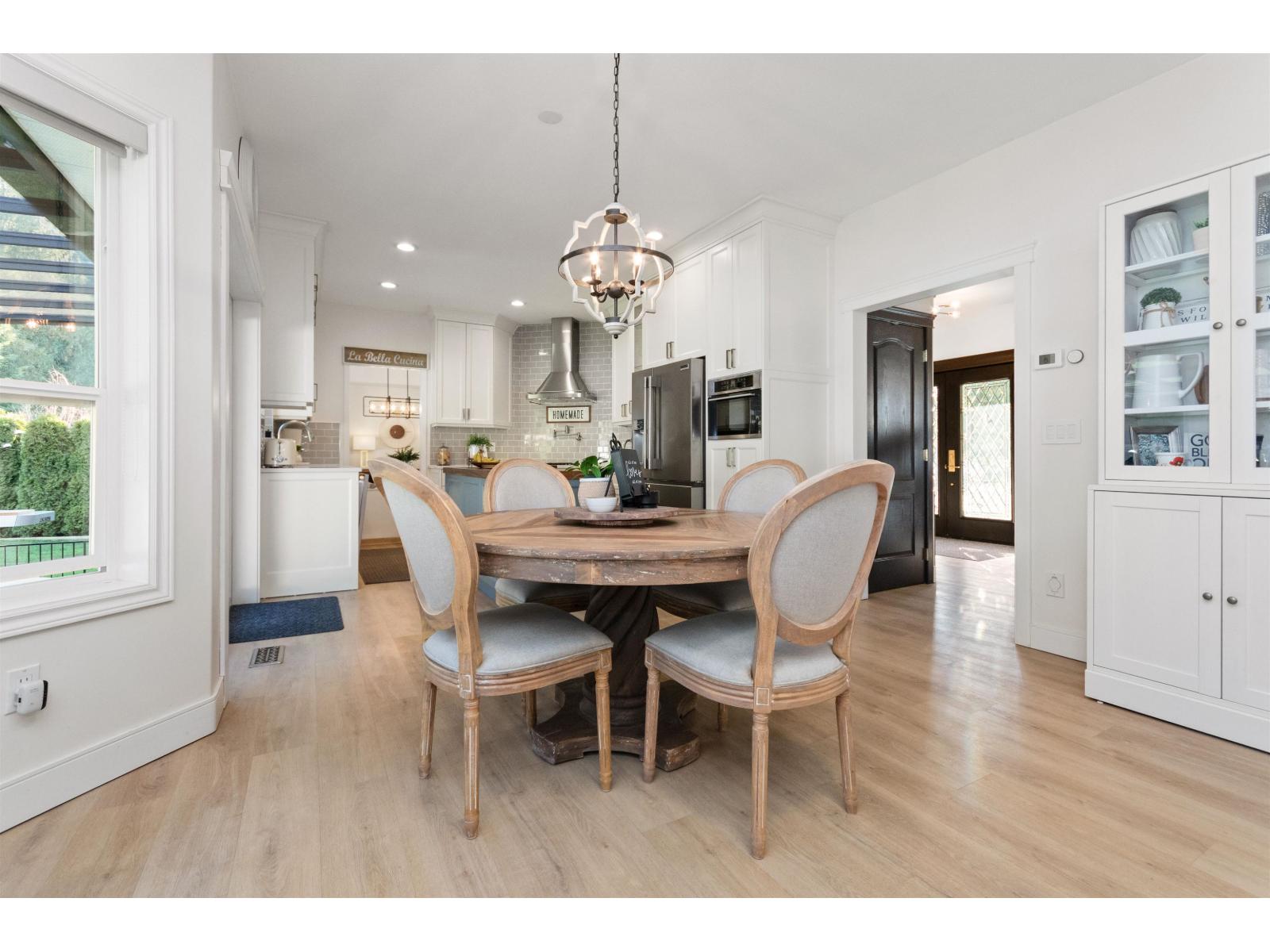 45615 Rachael Place, Cultus Lake East, Cultus Lake, British Columbia  V2R 5R3 - Photo 17 - R3083679