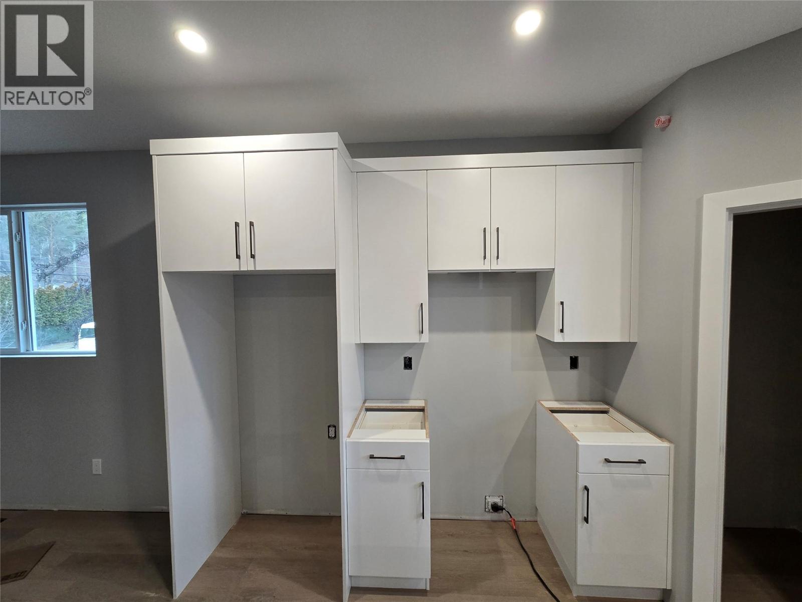 5868 Dallas Drive, Kamloops, British Columbia  V2C 4X2 - Photo 5 - 10374048