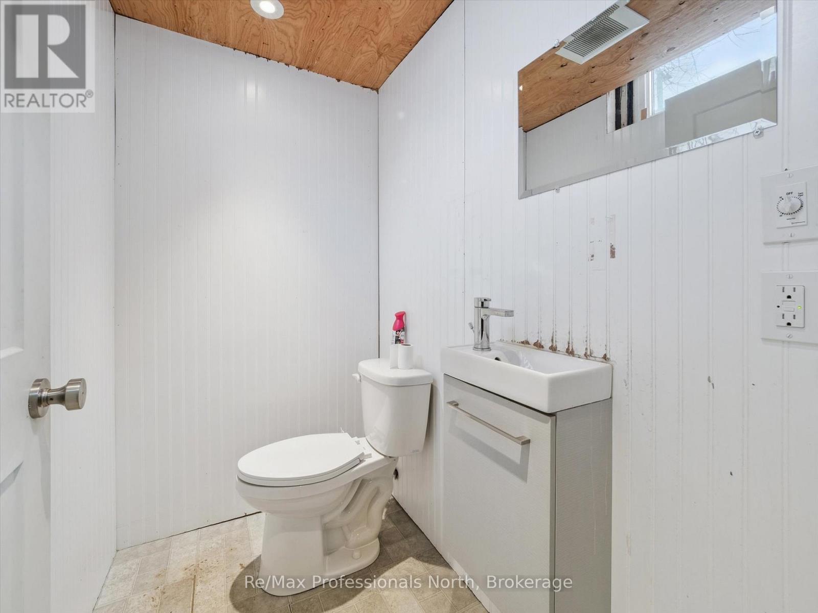 210-250 Brock Street, Gravenhurst, Ontario  P1P 1H4 - Photo 19 - X12733442