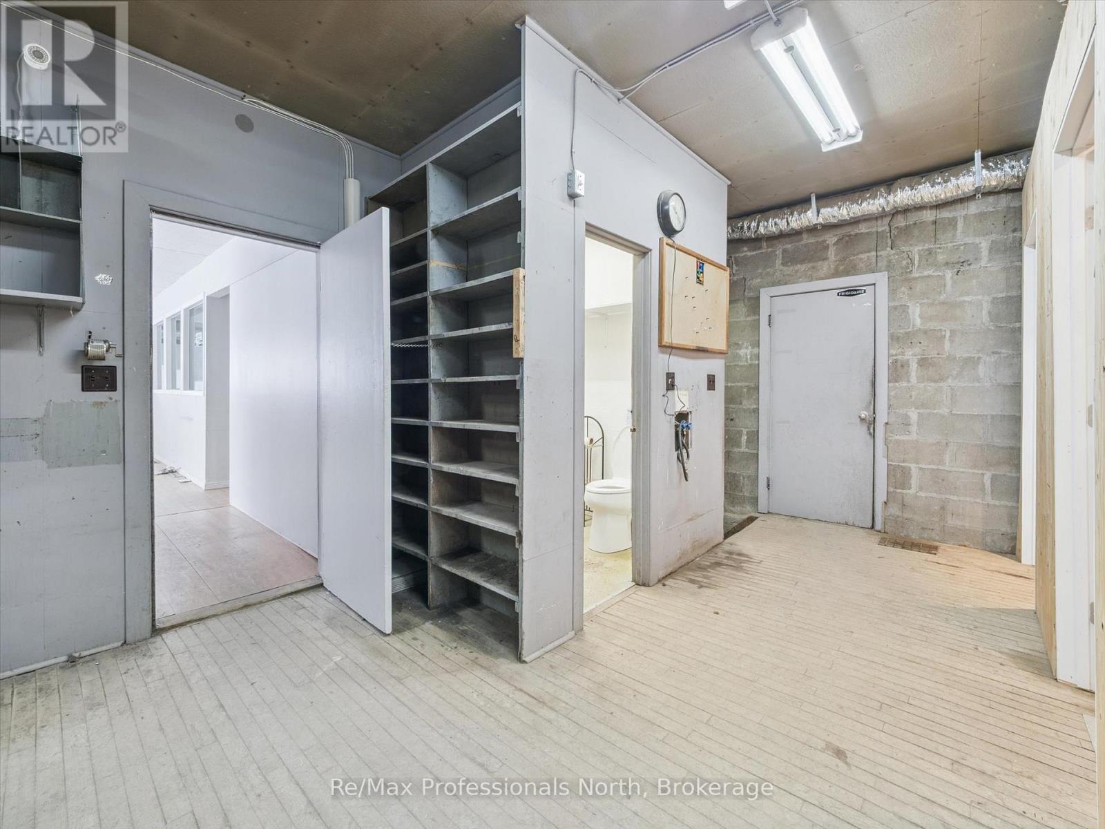 210-250 Brock Street, Gravenhurst, Ontario  P1P 1H4 - Photo 21 - X12733442