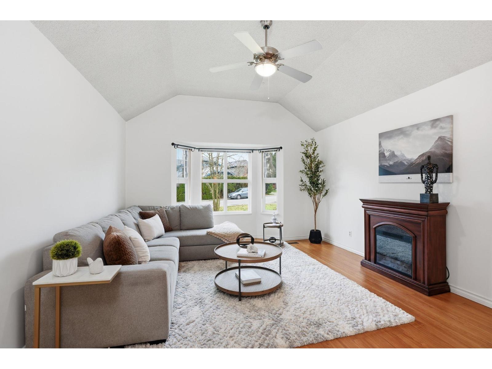 11960 Woodridge Crescent, Delta, British Columbia  V4E 3H5 - Photo 2 - R3083633