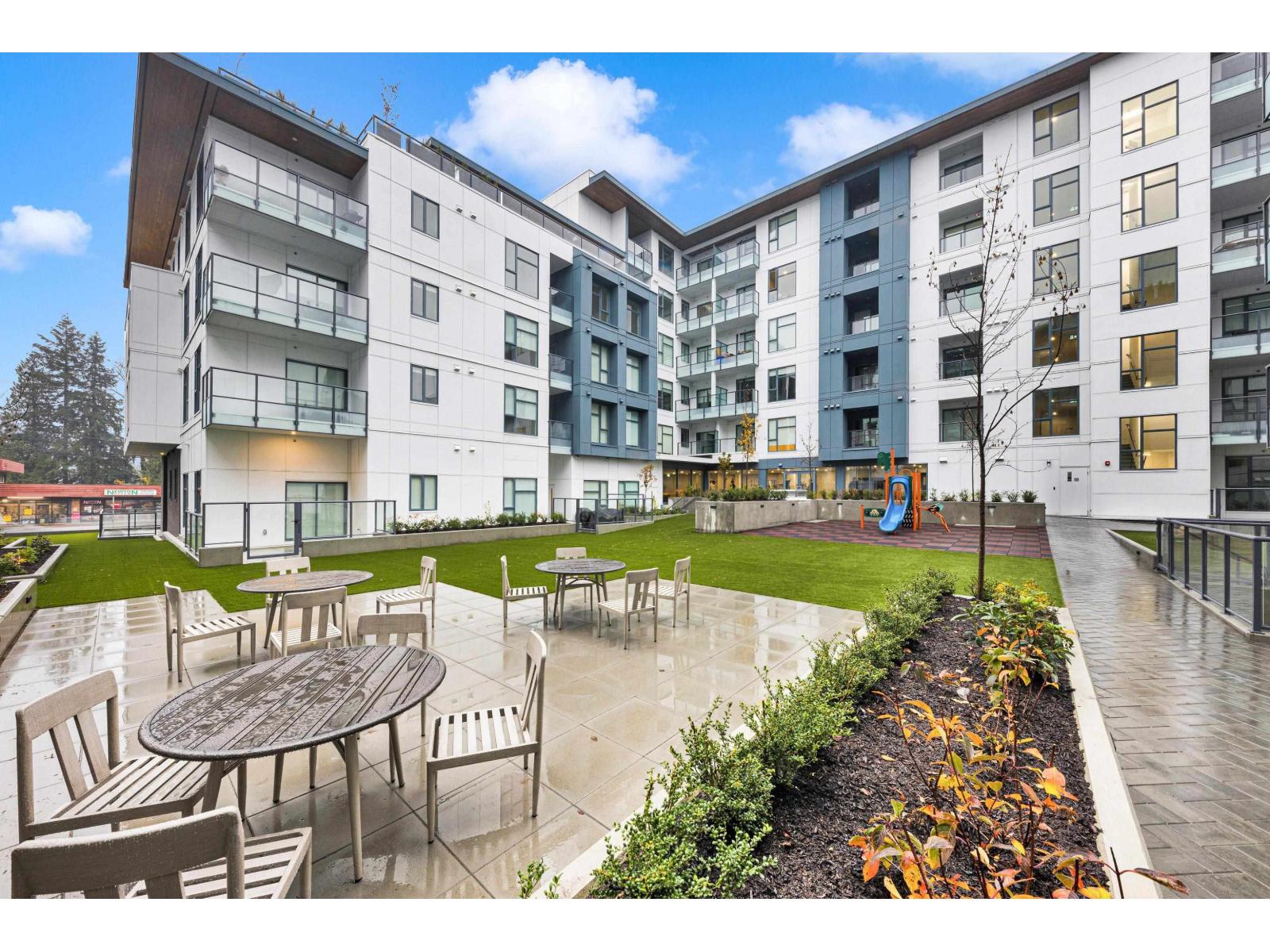 607 10828 139a Street, Surrey, British Columbia  V3R 0H3 - Photo 4 - R3083729