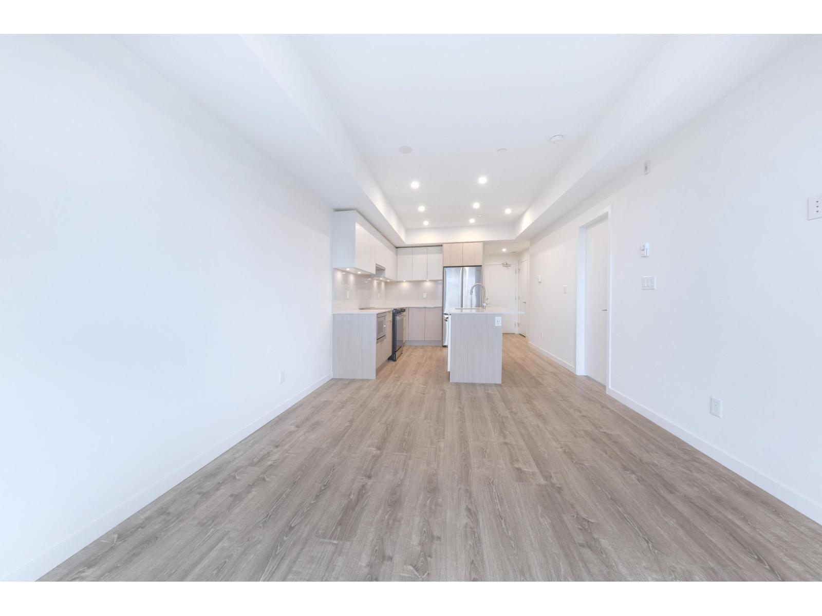 607 10828 139a Street, Surrey, British Columbia  V3R 0H3 - Photo 5 - R3083729