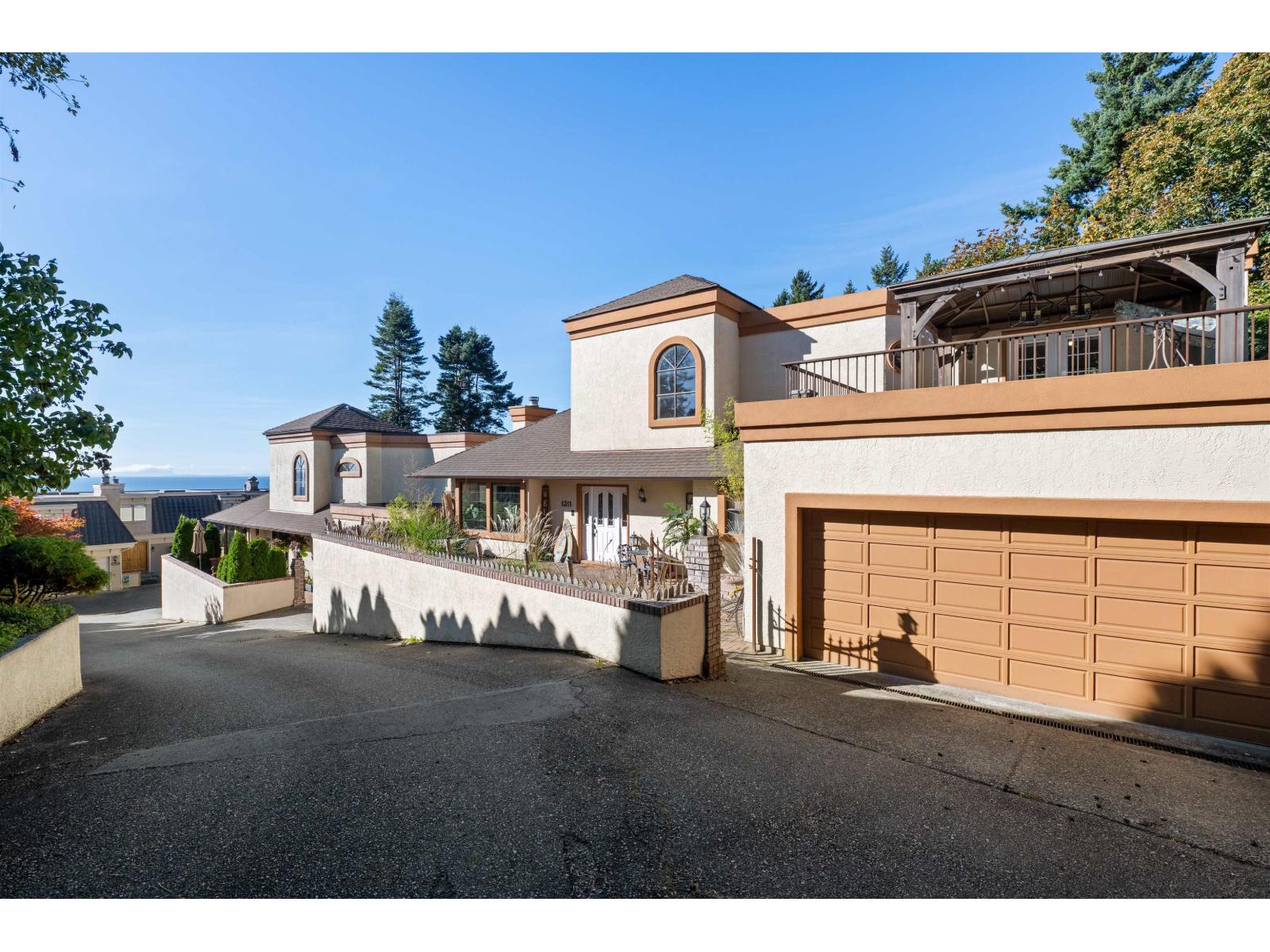 1311 133a Street, Surrey, British Columbia  V4A 4C4 - Photo 2 - R3083319