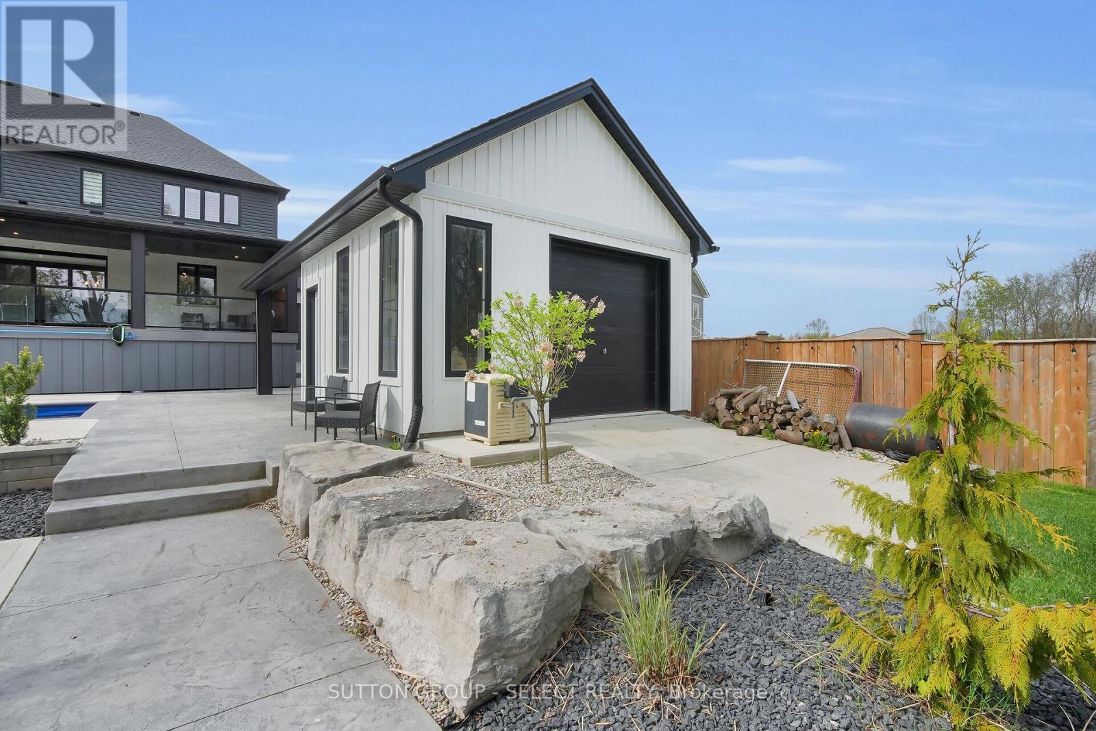 48 Royal Crescent, Southwold, Ontario  N5P 3T2 - Photo 48 - X12733420