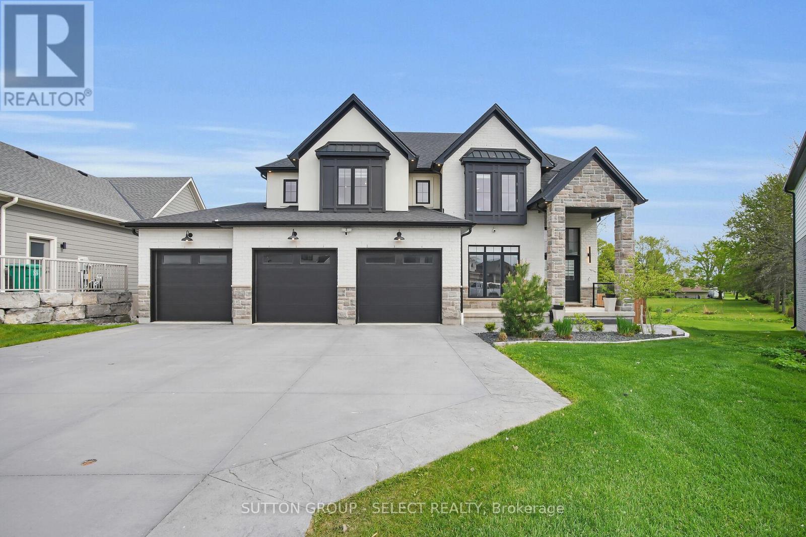 48 Royal Crescent, Southwold, Ontario  N5P 3T2 - Photo 5 - X12733420