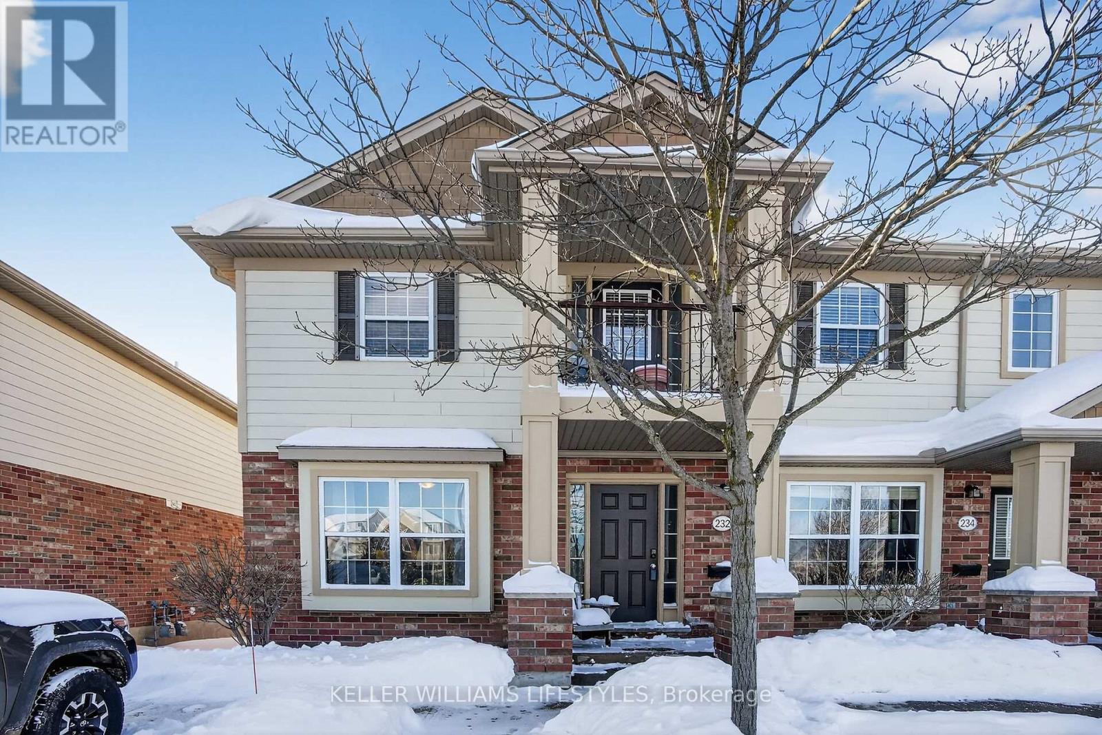 232 - 3320 Meadowgate Boulevard, London South, Ontario  N6M 0A7 - Photo 1 - X12733536