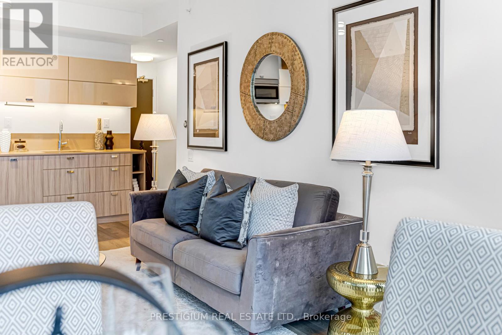 1910 - 290 Adelaide Street W, Toronto, Ontario  M5V 0P3 - Photo 19 - C12653430