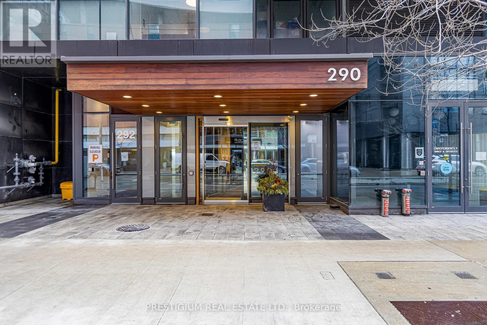 1910 - 290 Adelaide Street W, Toronto, Ontario  M5V 0P3 - Photo 47 - C12653430