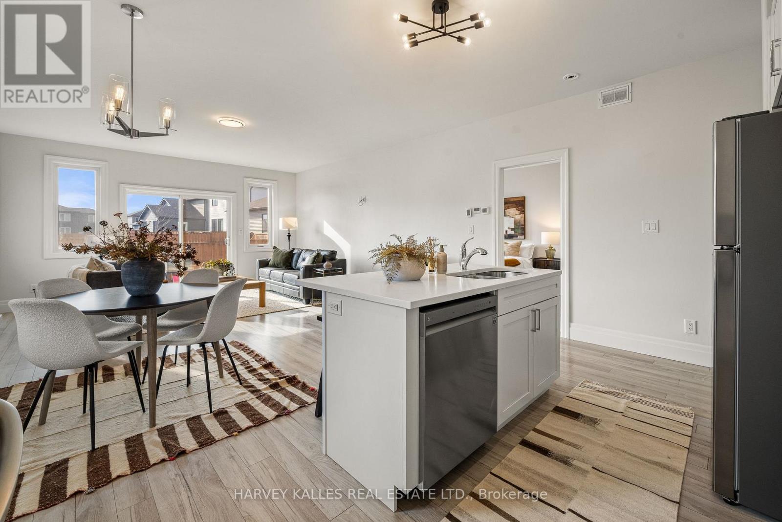 12 Allen Street, Prince Edward County, Ontario  K0K 2T0 - Photo 11 - X12574772